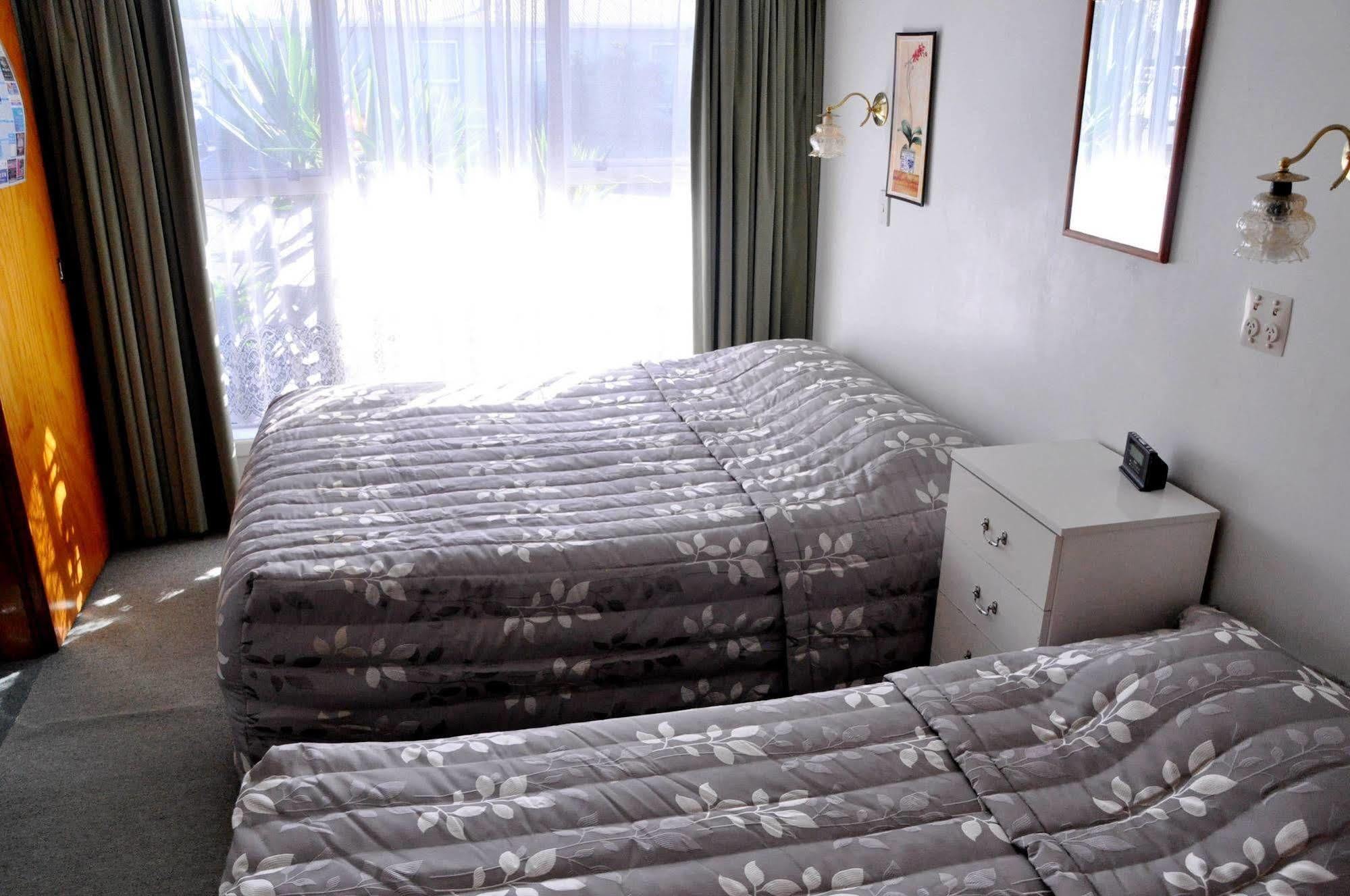 Braemar Motor Inn New Plymouth Buitenkant foto