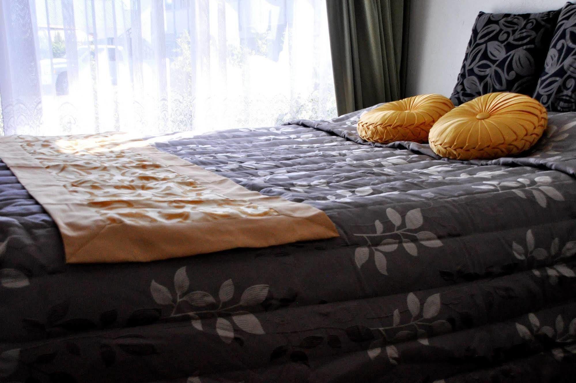 Braemar Motor Inn New Plymouth Buitenkant foto